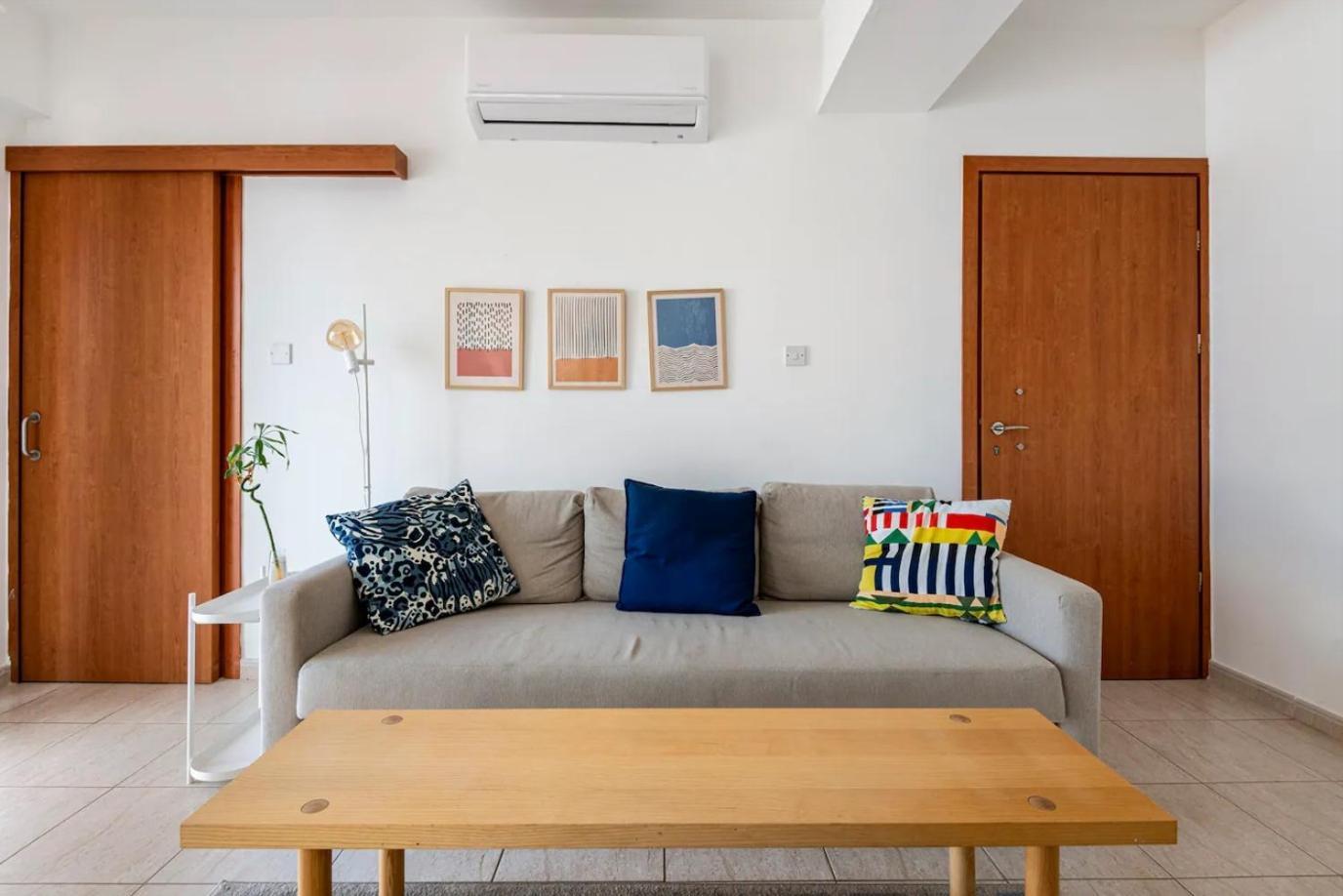 Top Floor Apartment City Center Larnaca Ngoại thất bức ảnh